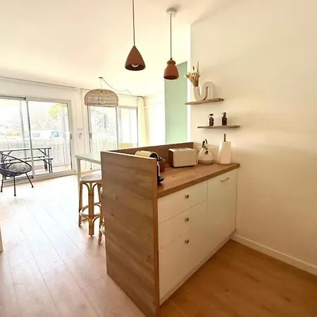 T2 Bord De Mer,clim & Parking Apartment La Grande-Motte