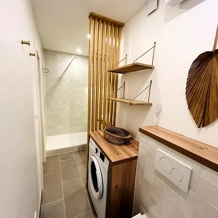 T2 Bord De Mer,clim & Parking Apartment *